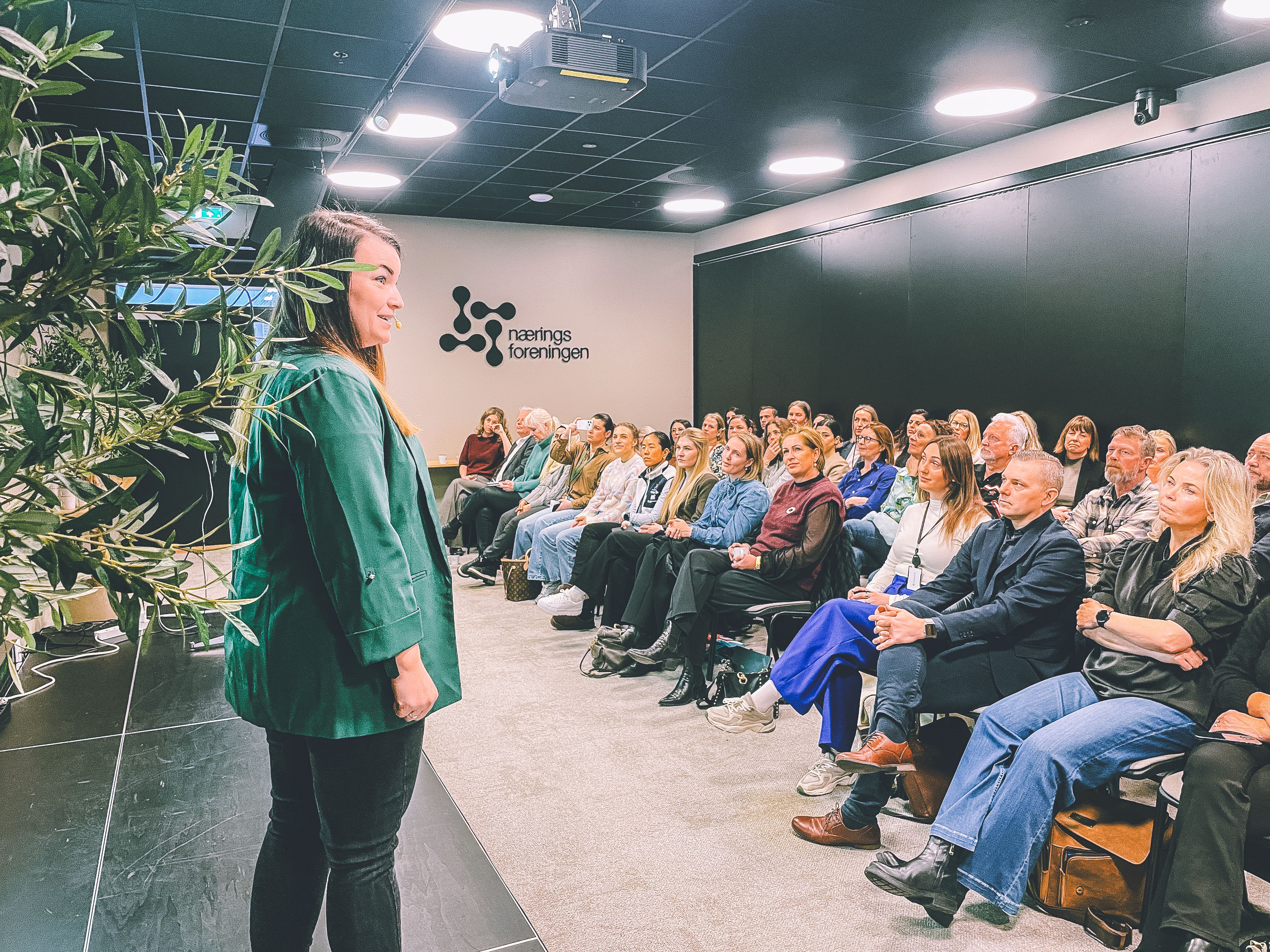 INN 2.26_Kristine Warp_2_NiKR Helena Frustøl Andås (1 av 1).jpg